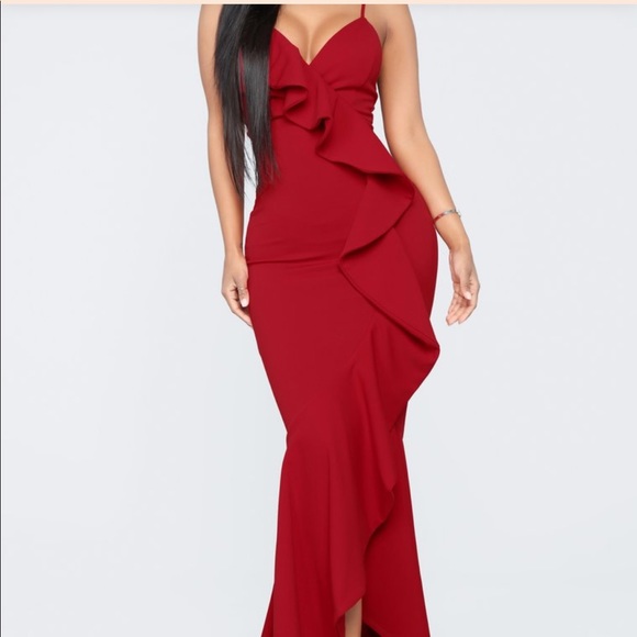 maxi dress design CULT MIA X HAPPY CLOTHING FLORAL VELVET AND ORGANZA MAXI DRESS IN RED |  CULT MIA
